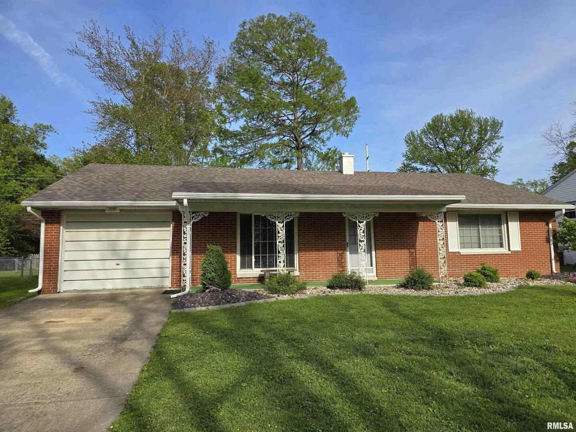 311 Janet Dr., Centralia, IL 62801
