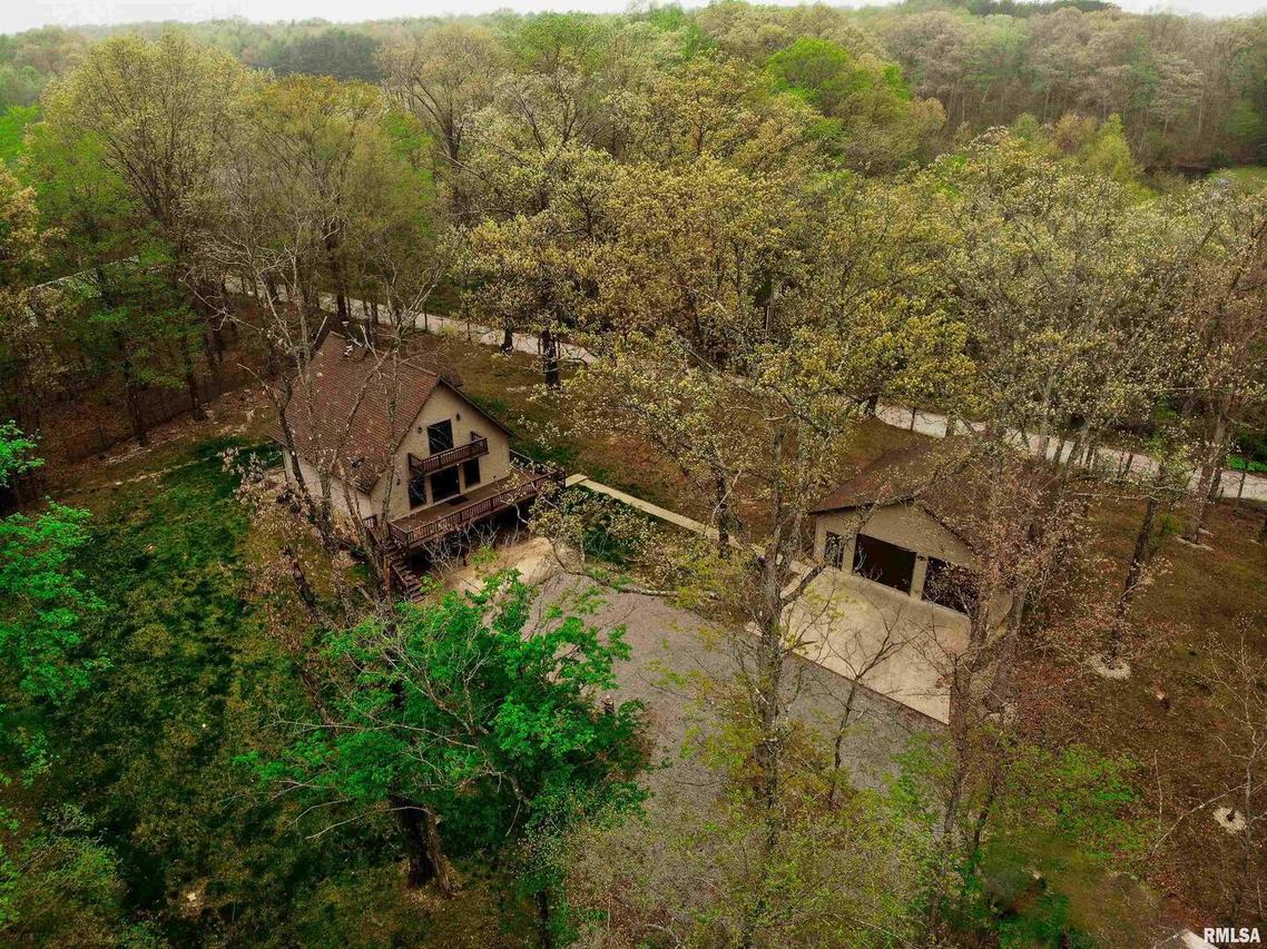 21788 N Mayflower Ln., Texico, IL 62889