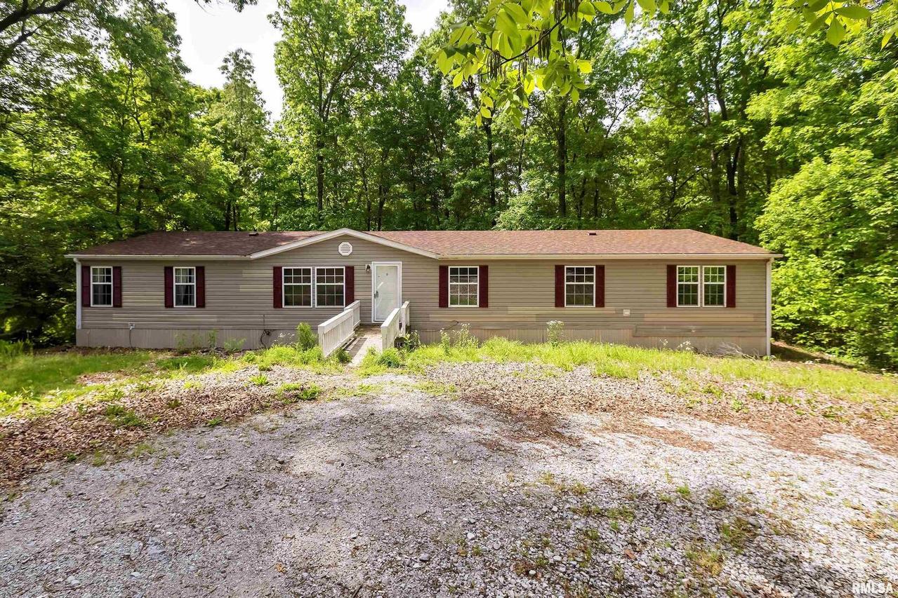 2947 Dillinger Rd., Carbondale, IL 62901