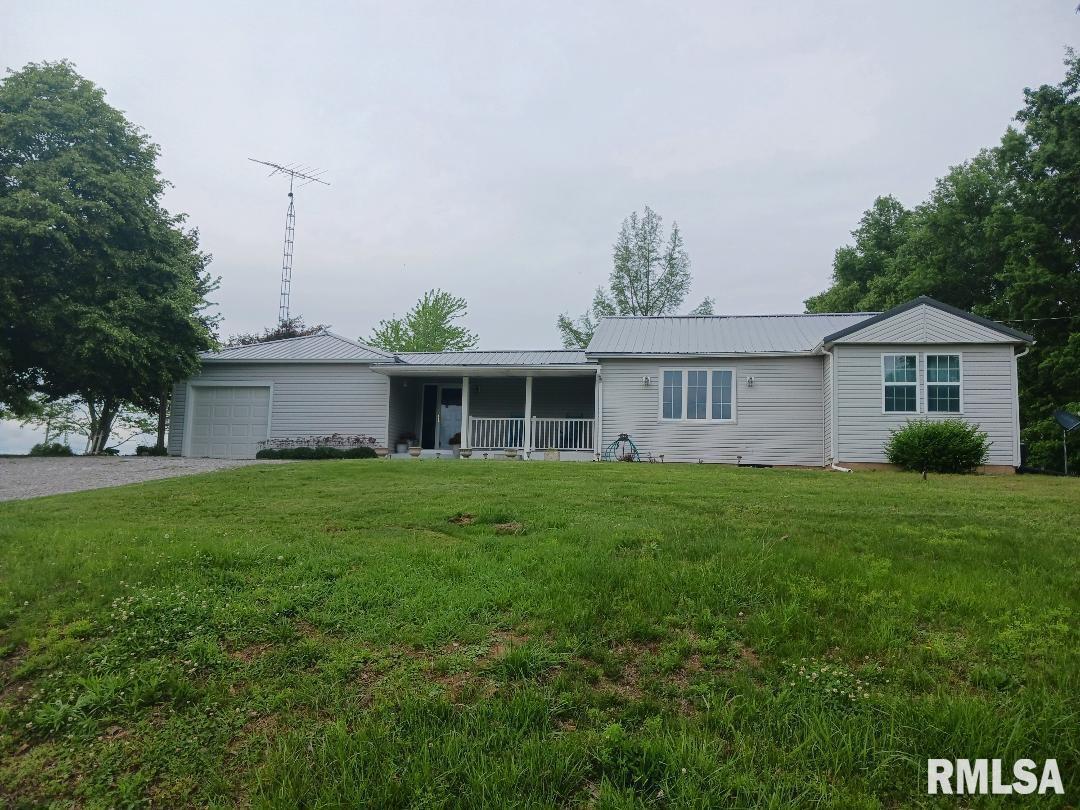 7383 Keller Mine Rd., Sesser, IL 62884