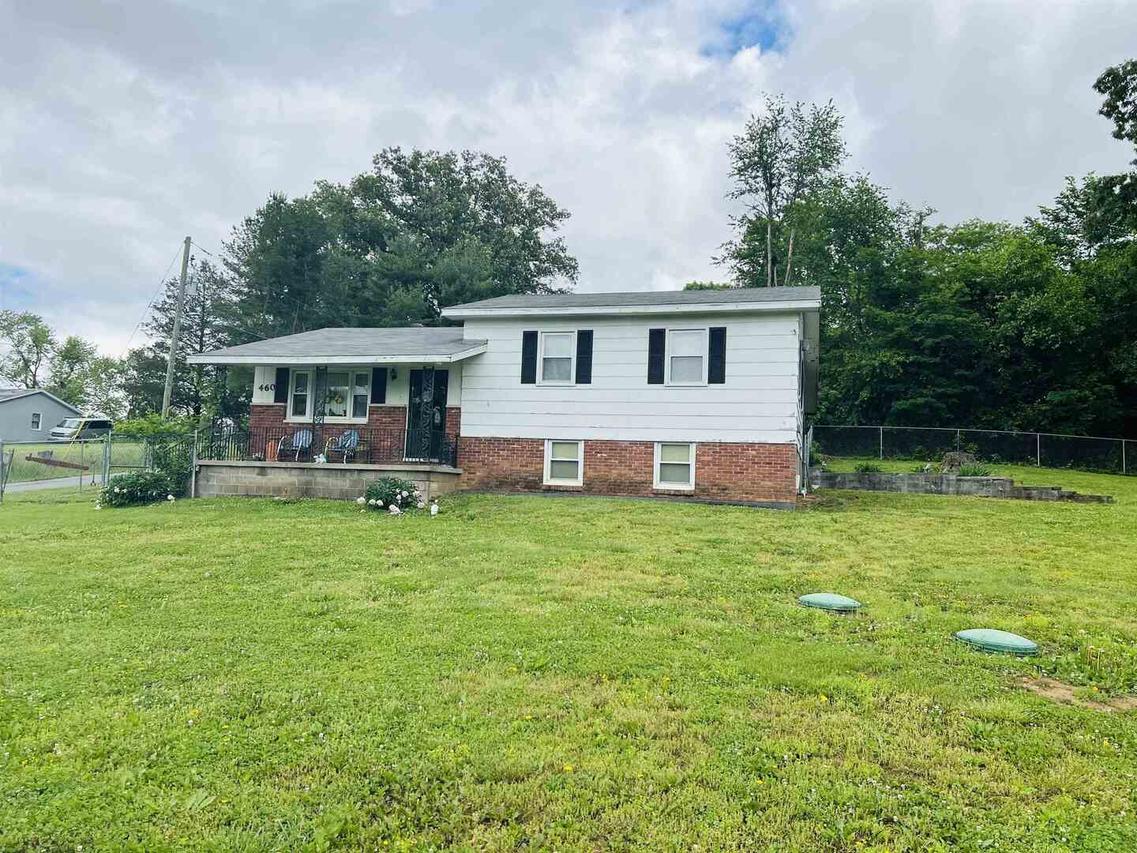 460 Old Broughton Rd., Eldorado, IL 62930