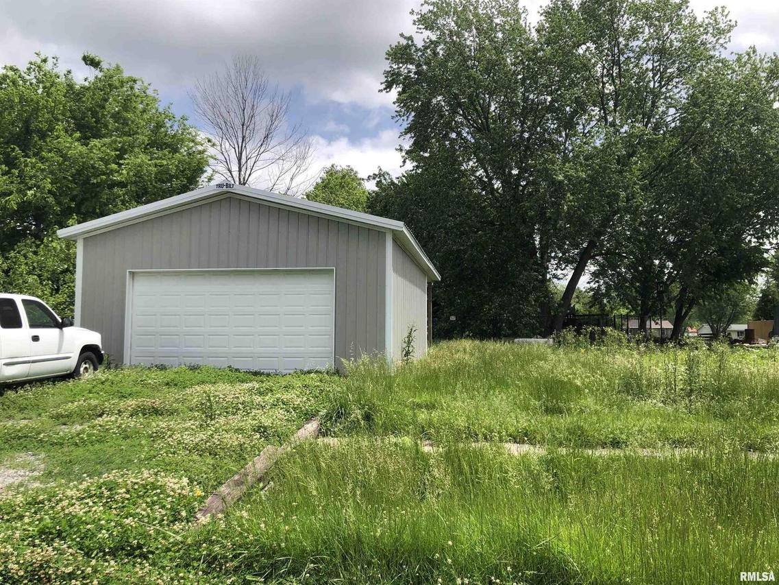 206 N Ervin St., Pittsburg, IL 62974