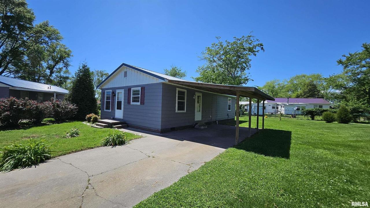 85 Yakima Cir., Mcclure, IL 62957