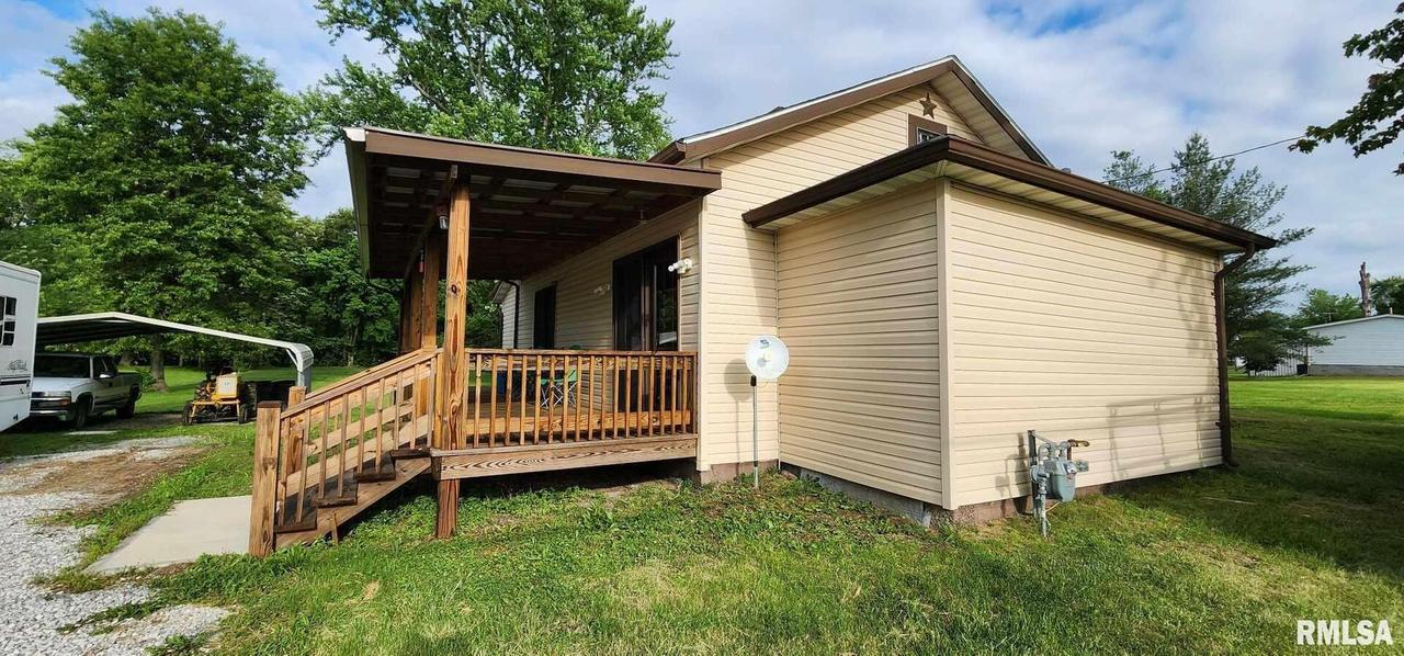 2402 Taylor Rd., West Frankfort, IL 62896