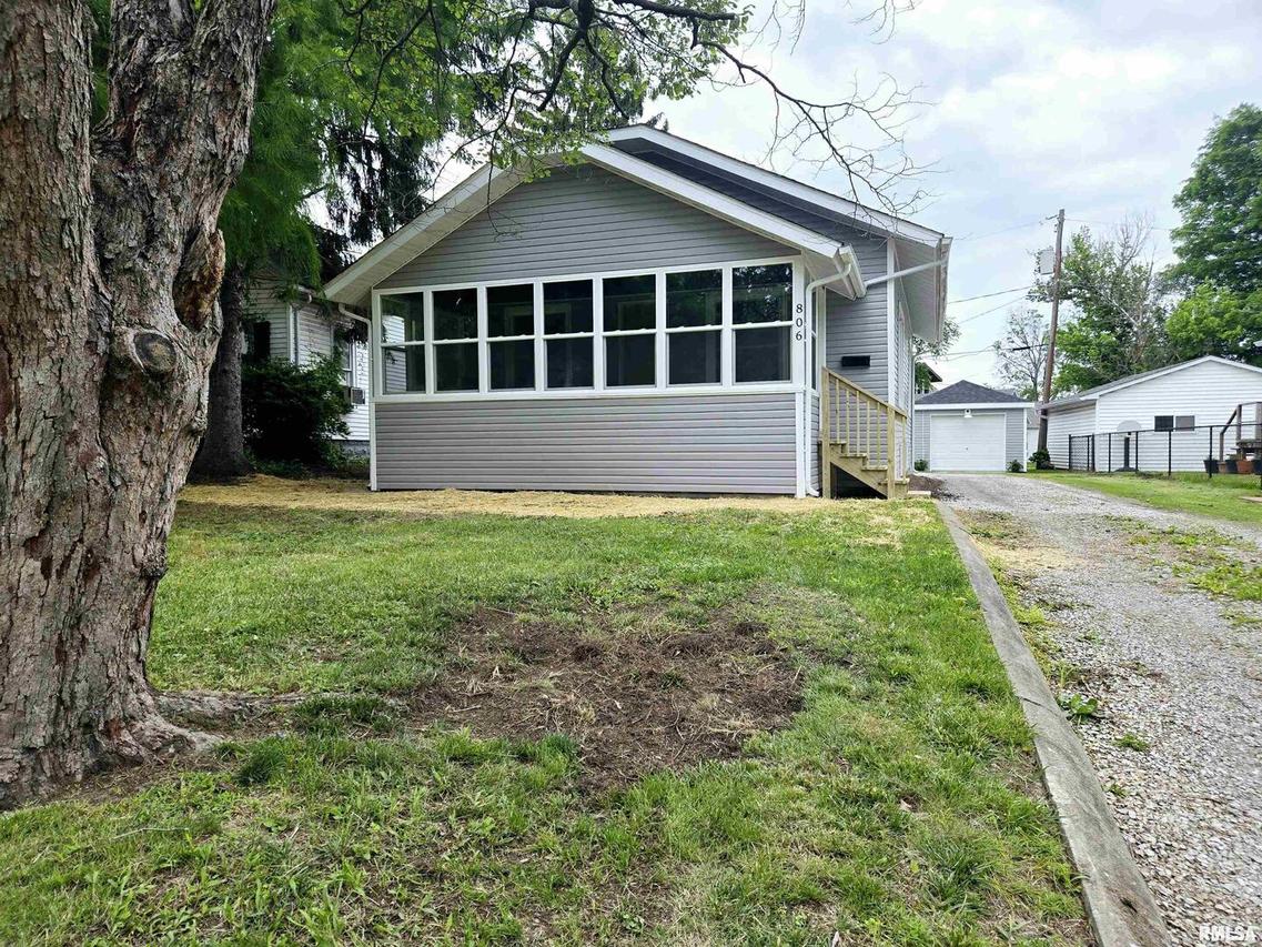 806 N 12th St., Mt Vernon, IL 62864