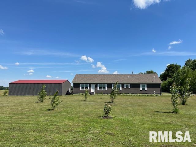 10045 Freeman Spur Blacktop, West Frankfort, IL 62896