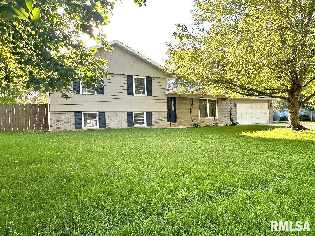 41 N Edgewood Ln., Centralia, IL 62801