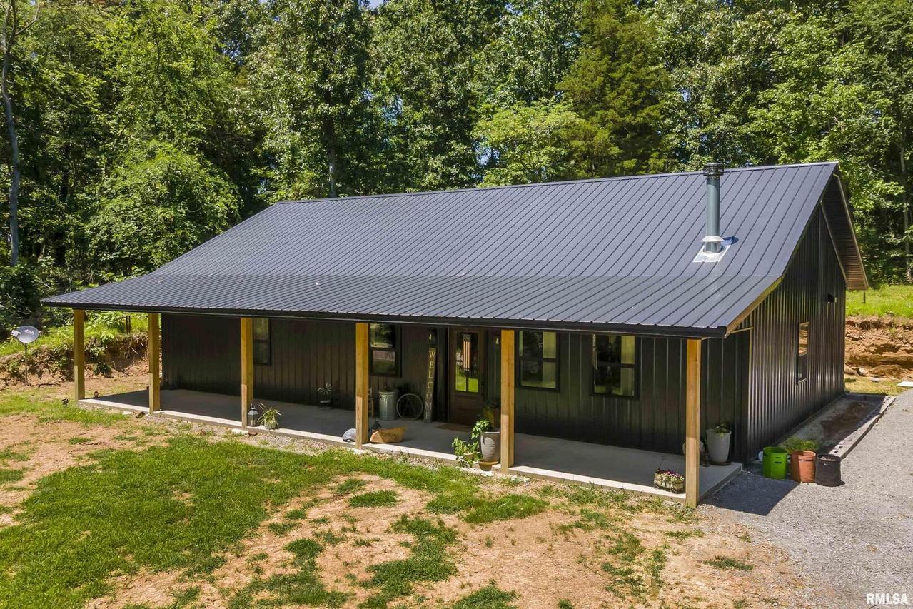 1400 State Route 166 Hwy., Creal Springs, IL 62922