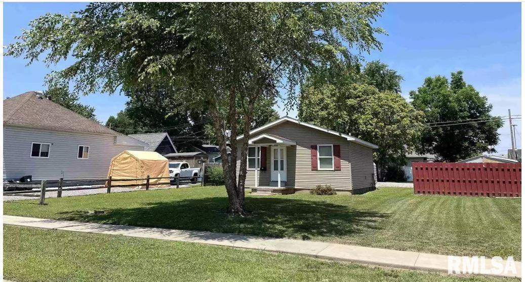 407 E Elm St., West Frankfort, IL 62896