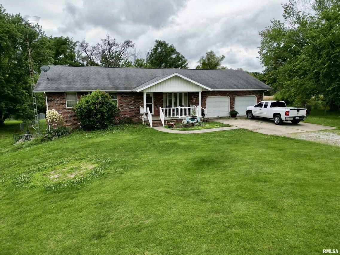 25914 State Route 161, Centralia, IL 62801