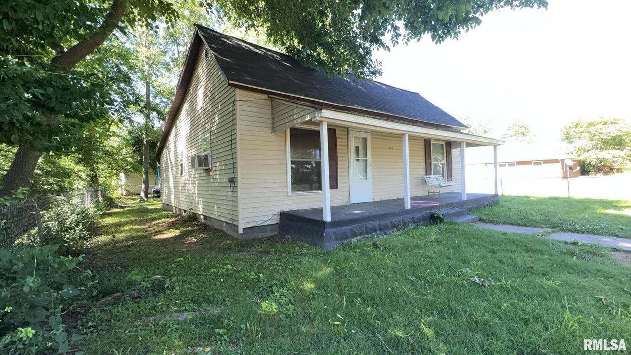 510 E Carter St., Marion, IL 62959
