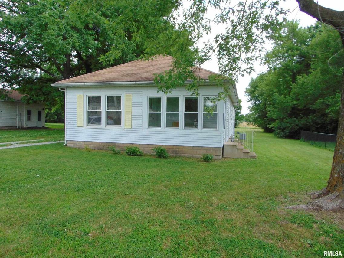 8751 Majestic Rd., Duquoin, IL 62832