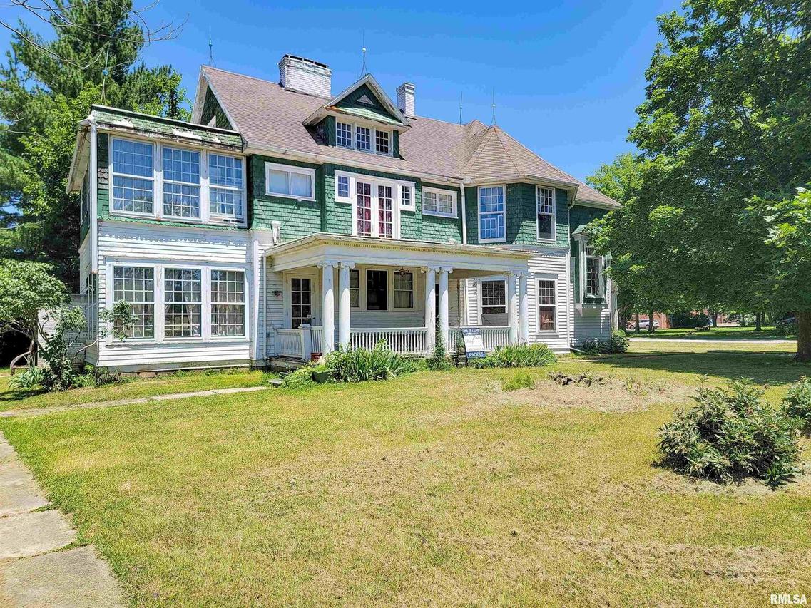 502 Church St., Xenia, IL 62899