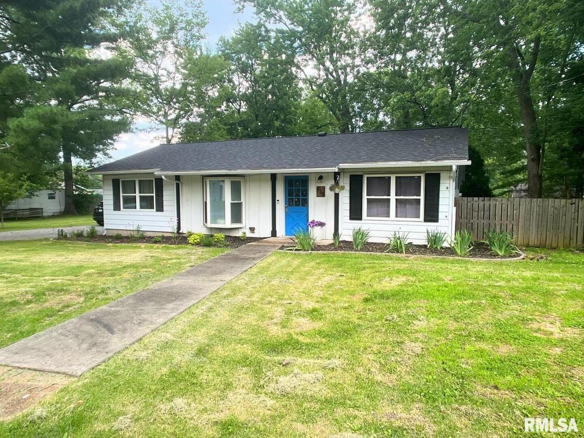 815 N Allyn St., Carbondale, IL 62901