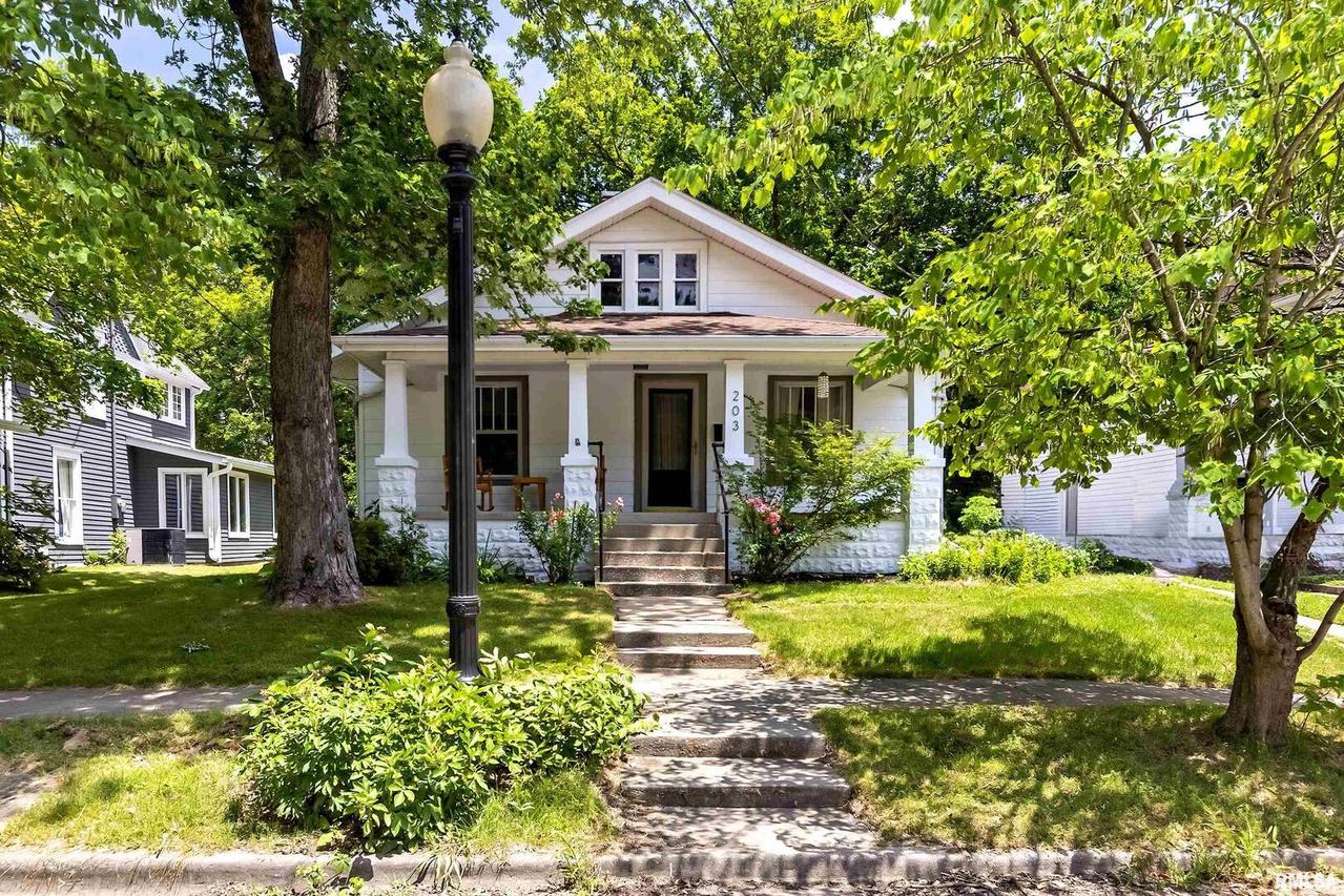 203 S Maple St., Carbondale, IL 62901