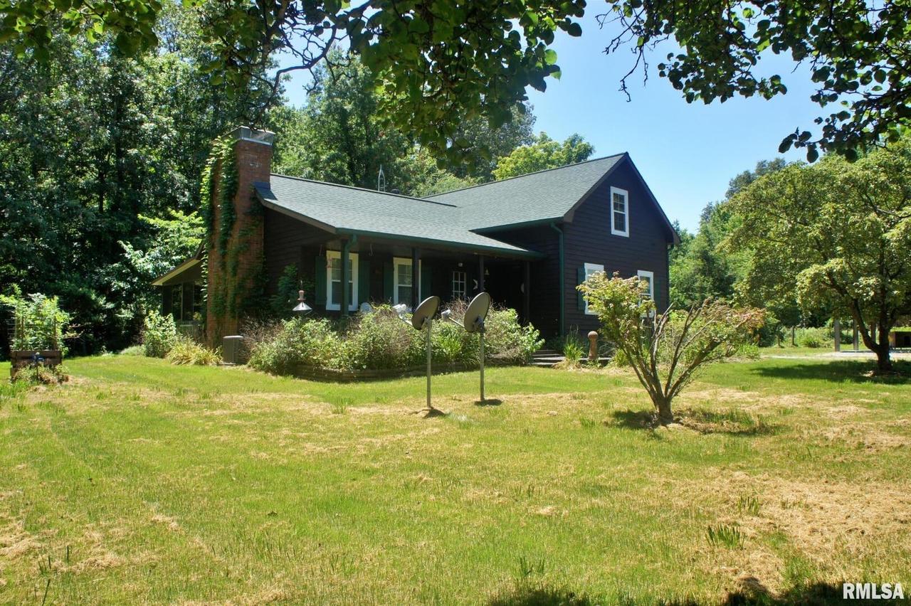 2726 Teague Hill Rd., Grantsburg, IL 62943