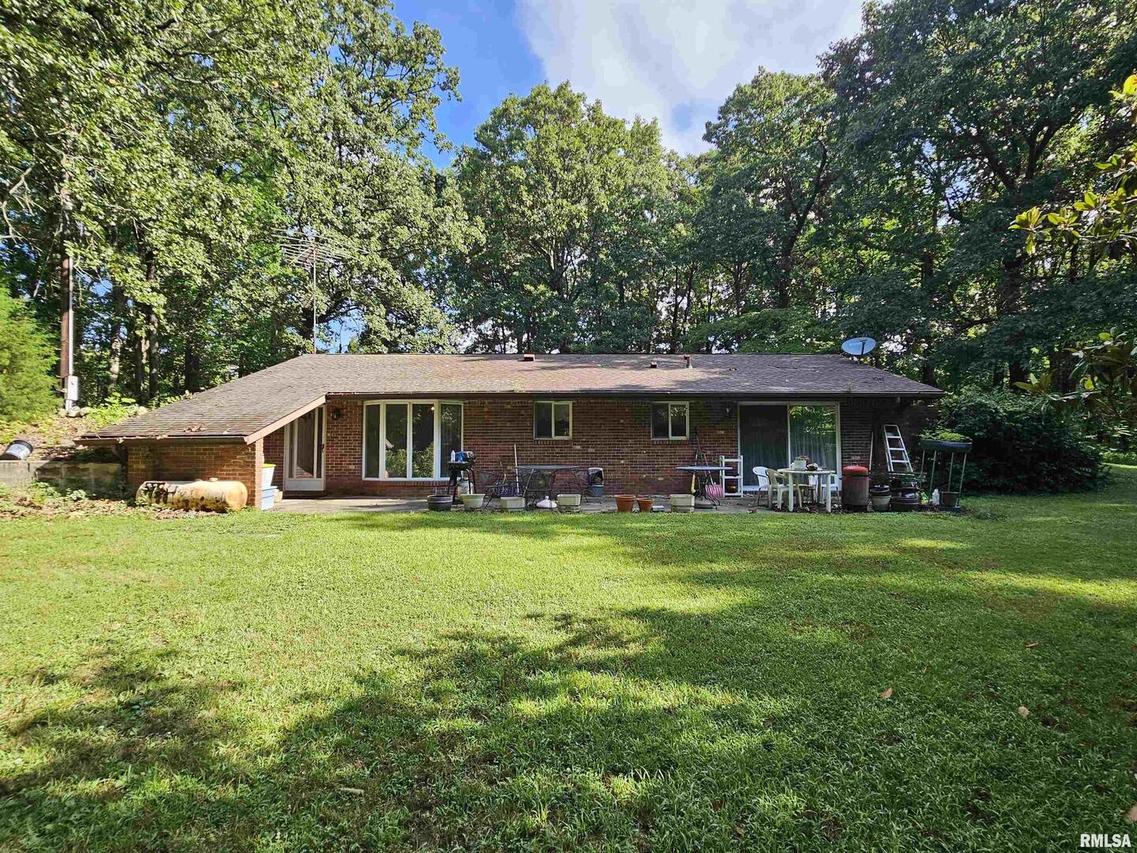 4920 Jefferson School Rd., Metropolis, IL 62960