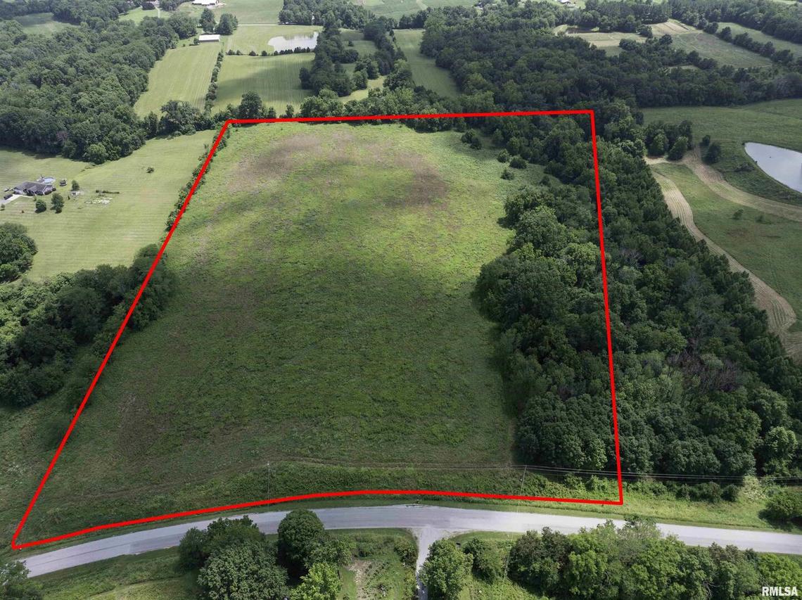 3200 Wing Hill Rd., Cobden, IL 62920