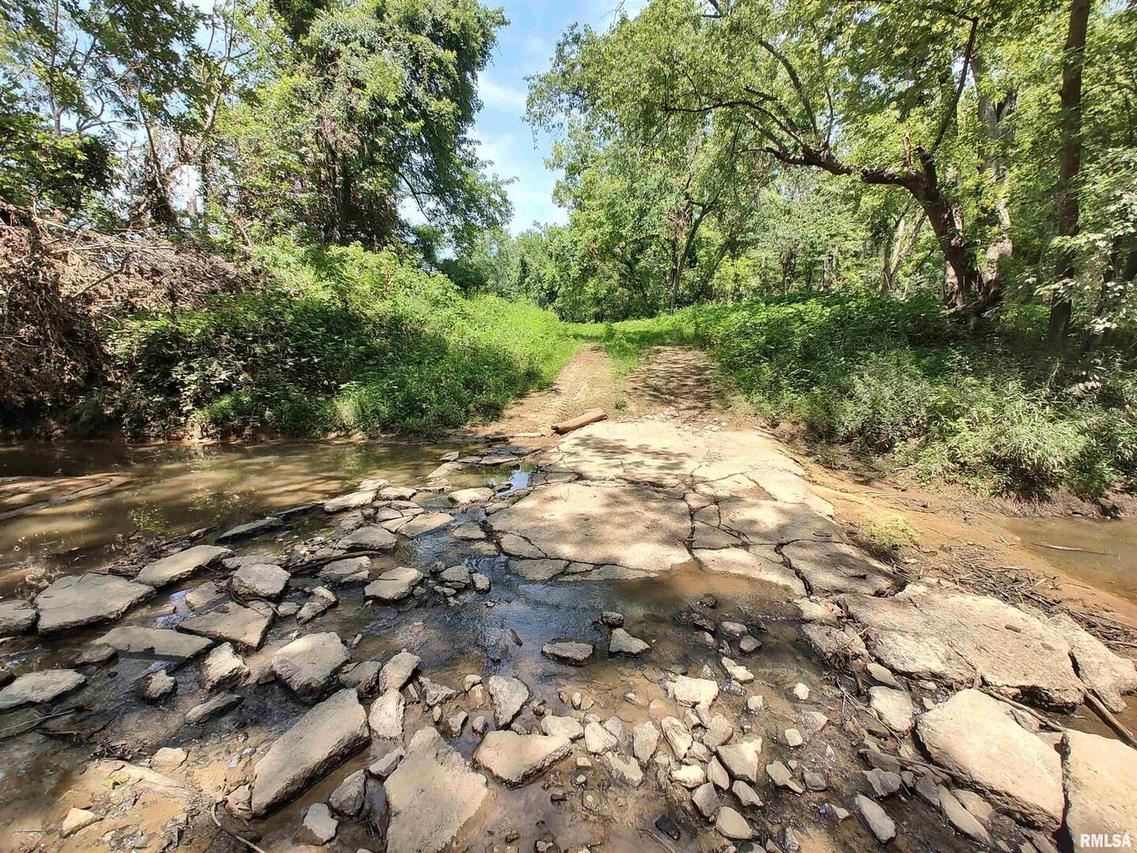 0000 000 N Rd., Harrisburg, IL 62946