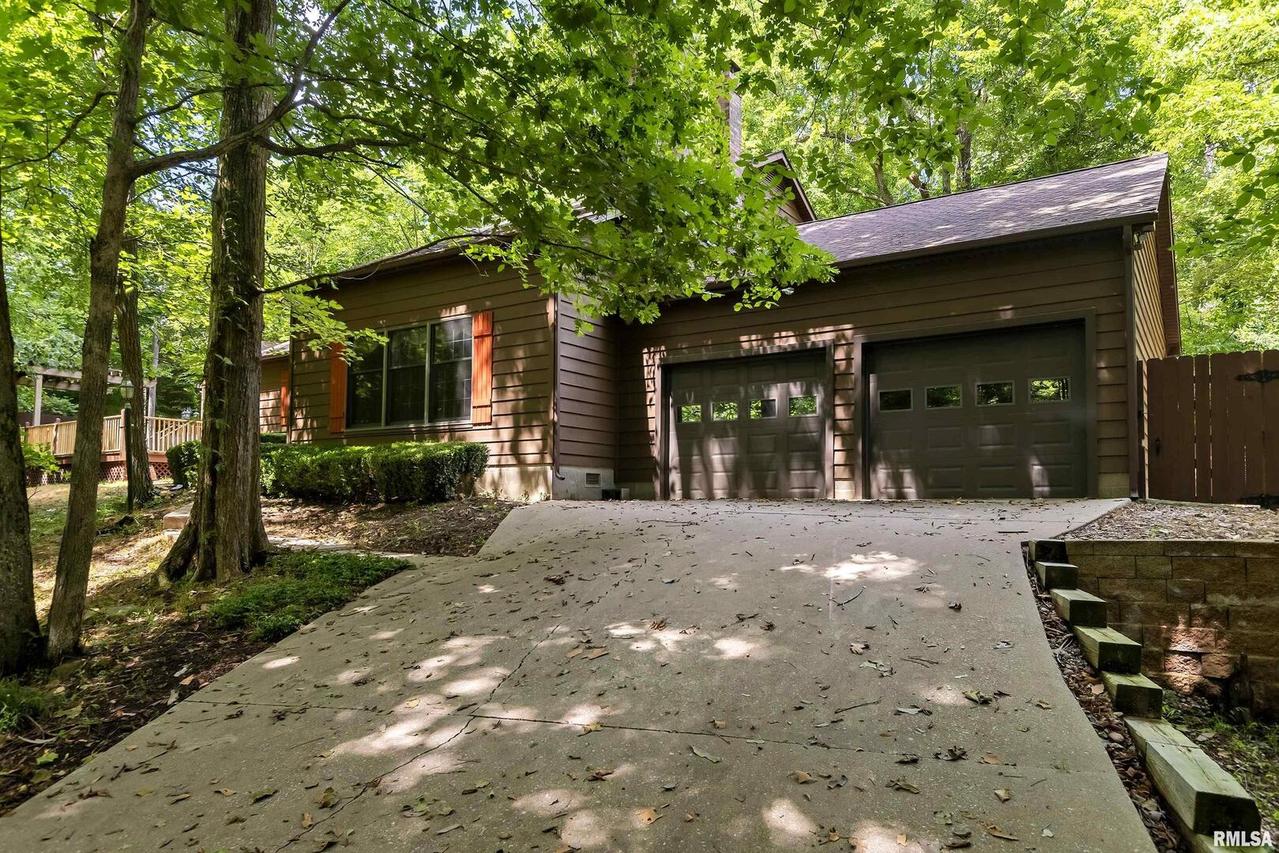 8 Loblolly Ln., Carbondale, IL 62902