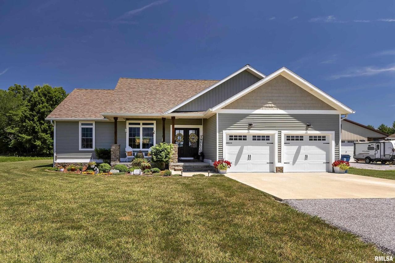 928 Forever Ln., Carbondale, IL 62901