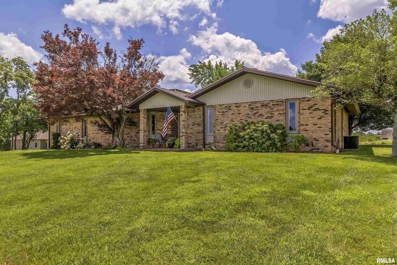 745 Goreville Rd., Goreville, IL 62939