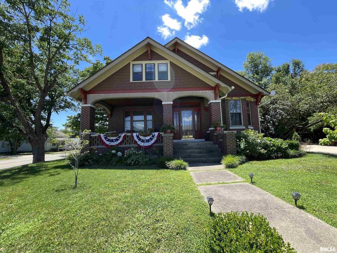 280 E Lebanon St., Nashville, IL 62263