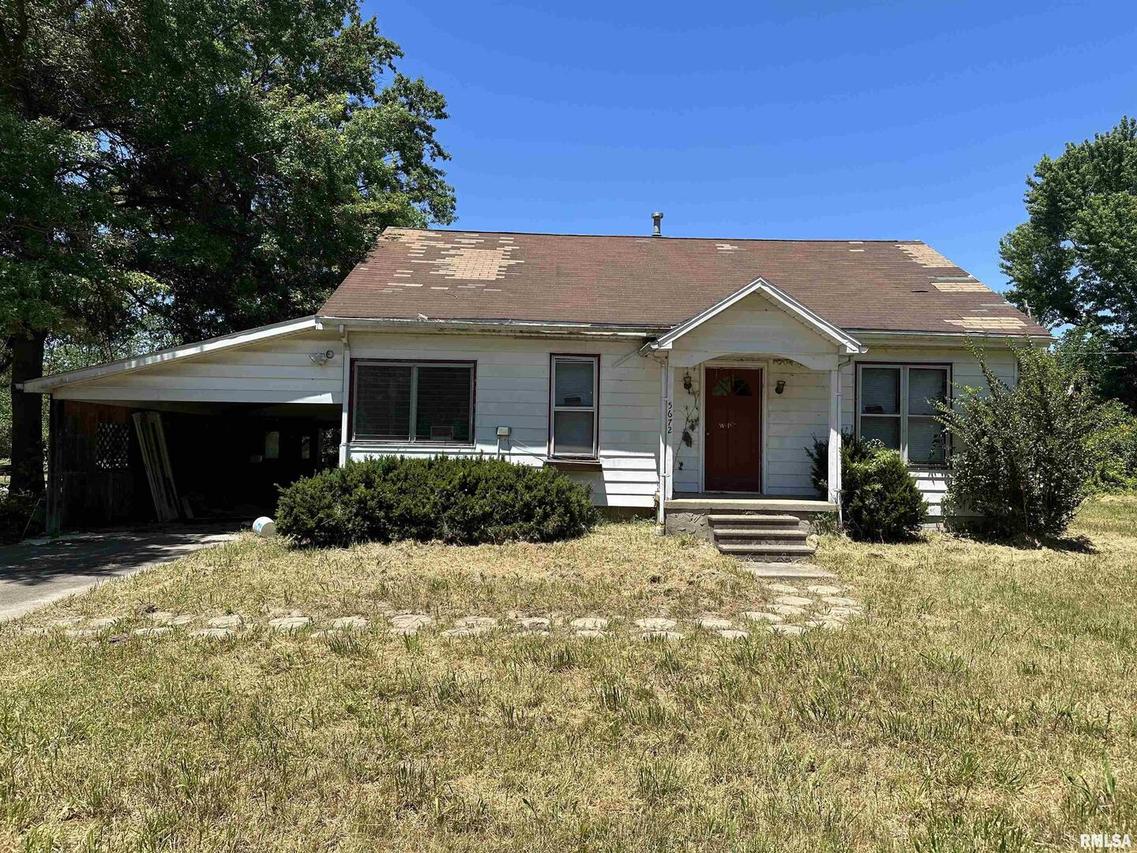 5672 Old Route 13 Rd., Carterville, IL 62918