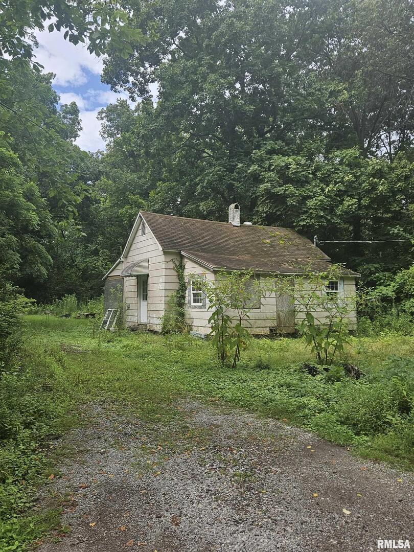 12424 Creston St., Benton, IL 62812