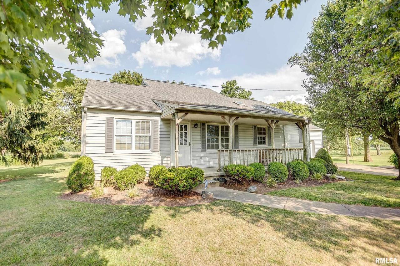 [Address Hidden by Seller], Ashley, IL 62808