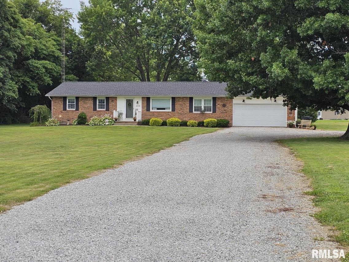 10531 N Illinois Highway 142, Mt Vernon, IL 62864