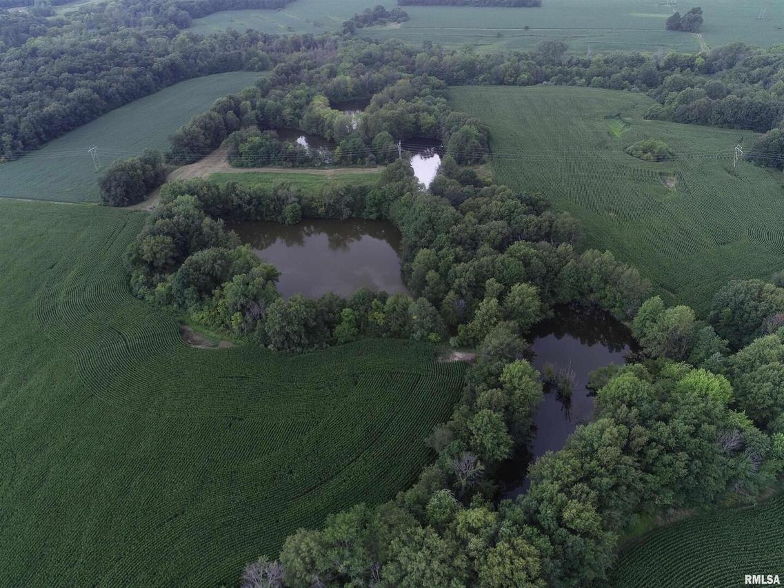 0000 N 1375 E St., Brownstown, IL 62418