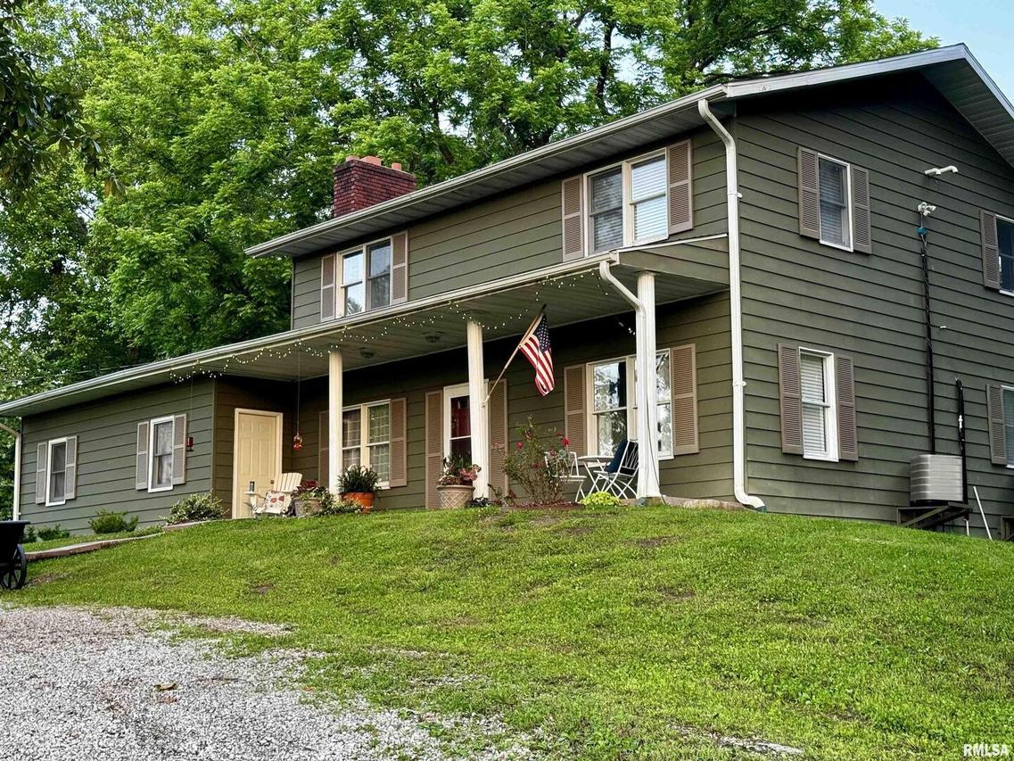 538 Boskydell Rd., Carbondale, IL 62902