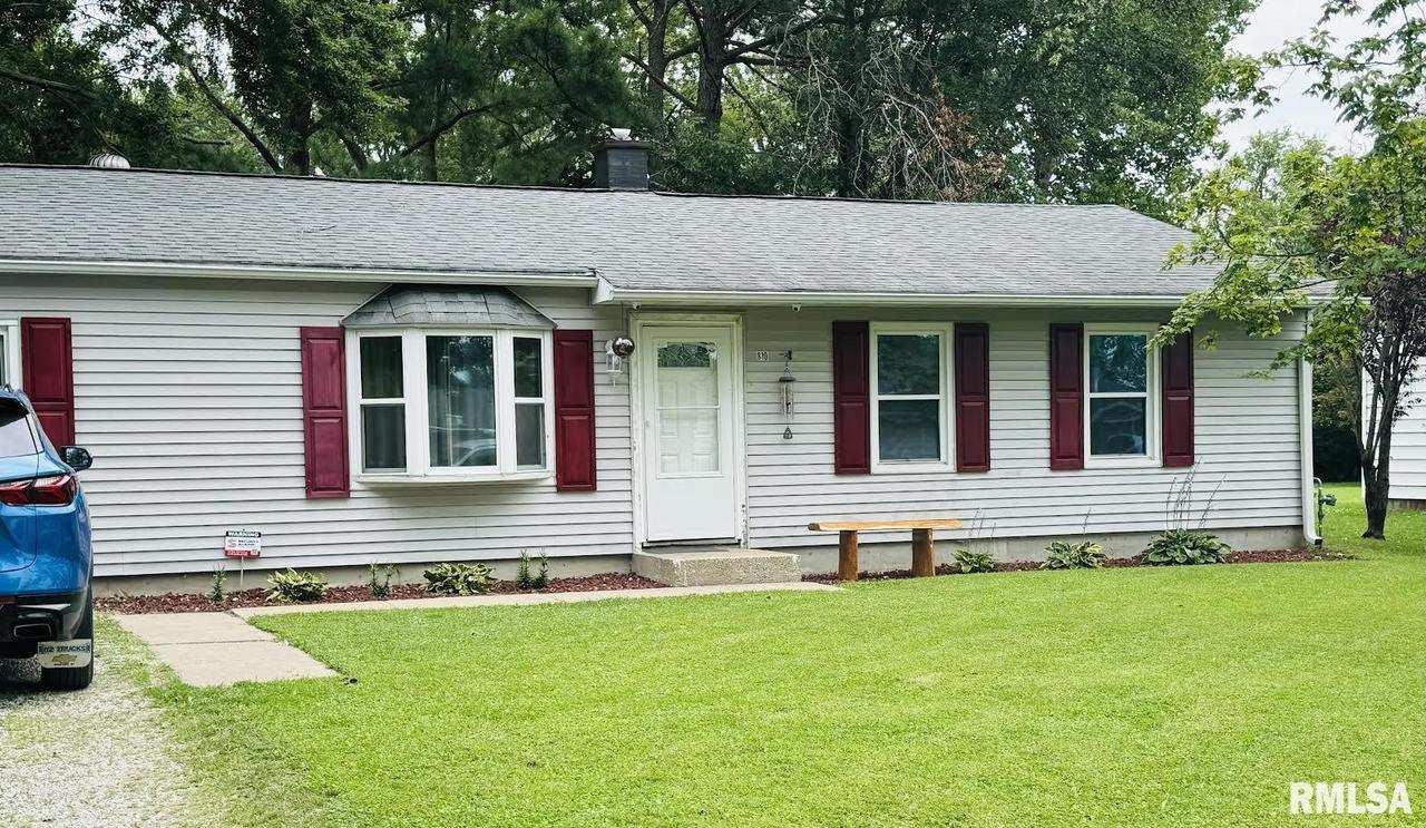 810 Tulsa Ave., Salem, IL 62881
