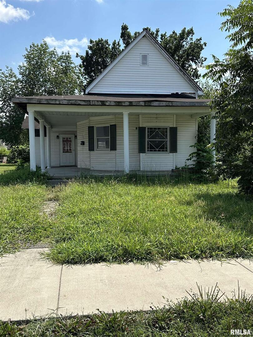 502 W Randolph St., Pinckneyville, IL 62274