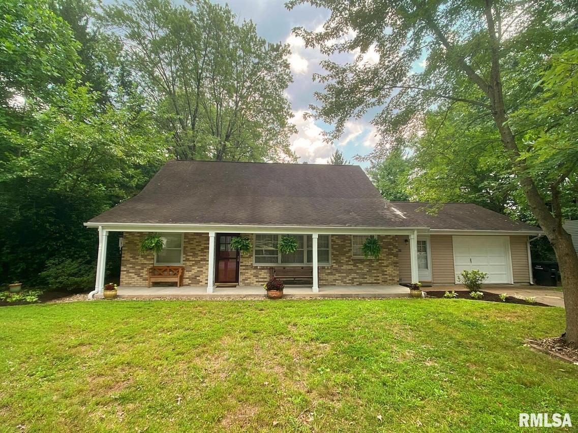 1605 W Taylor Dr., Carbondale, IL 62901