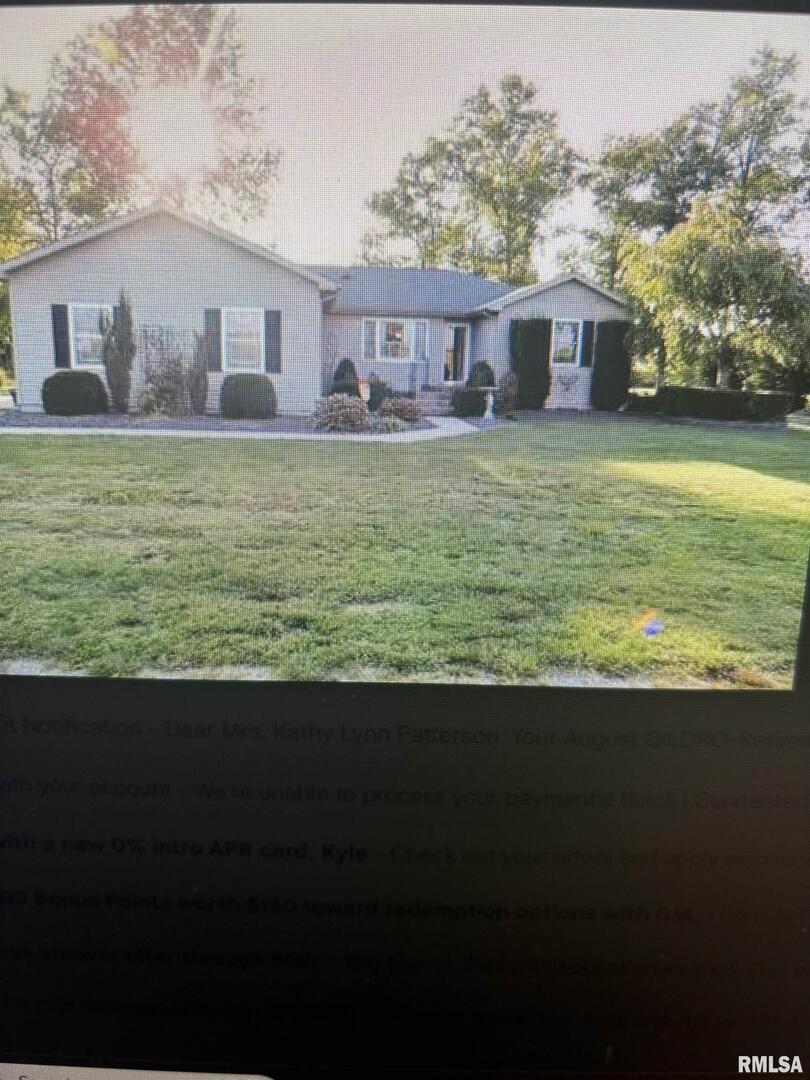 709 Solitude Dr., Duquoin, IL 62832