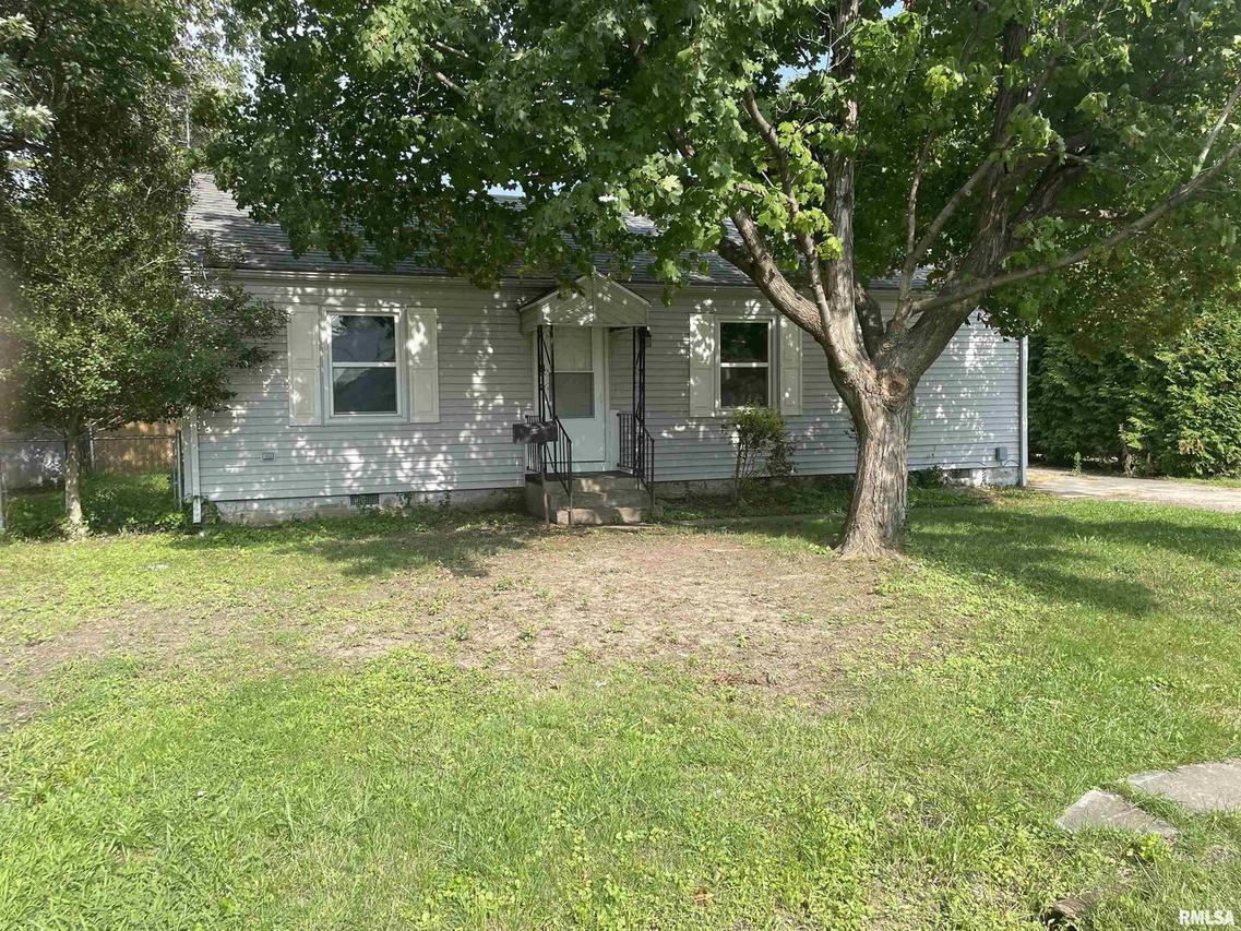301 Anderson Ave., Centralia, IL 62801