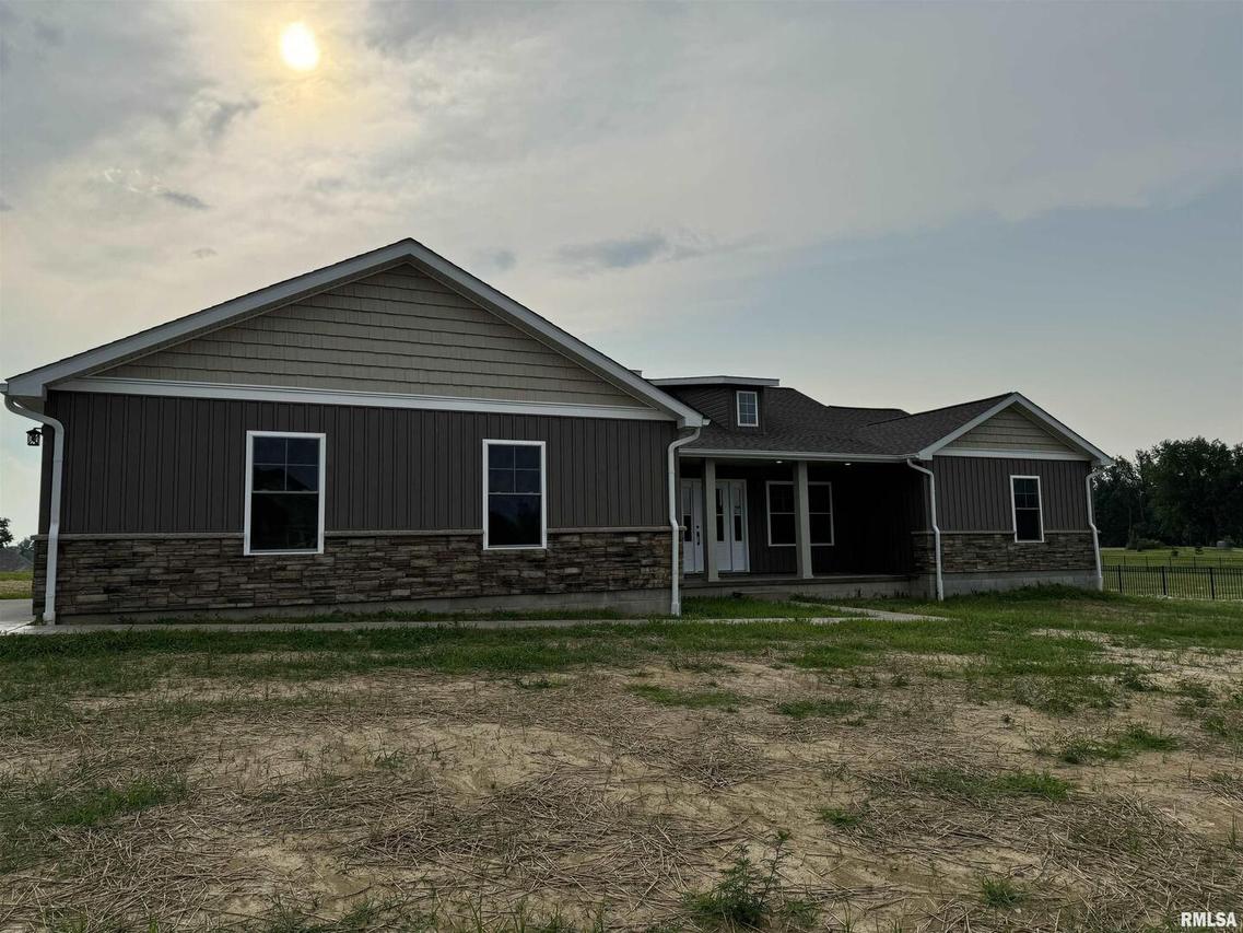 1806 Ramsey Dr., Marion, IL 62959