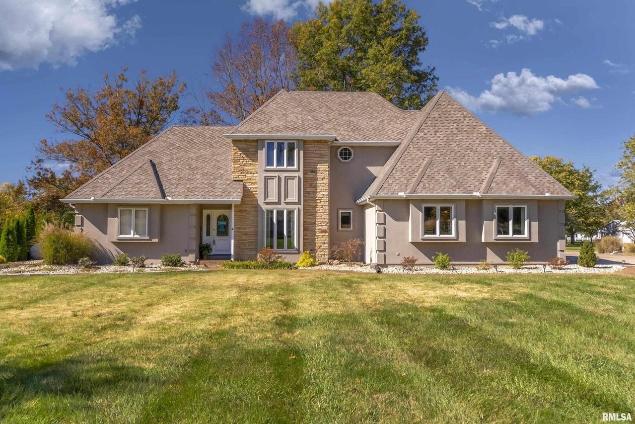 3102 S Market St., Marion, IL 62959