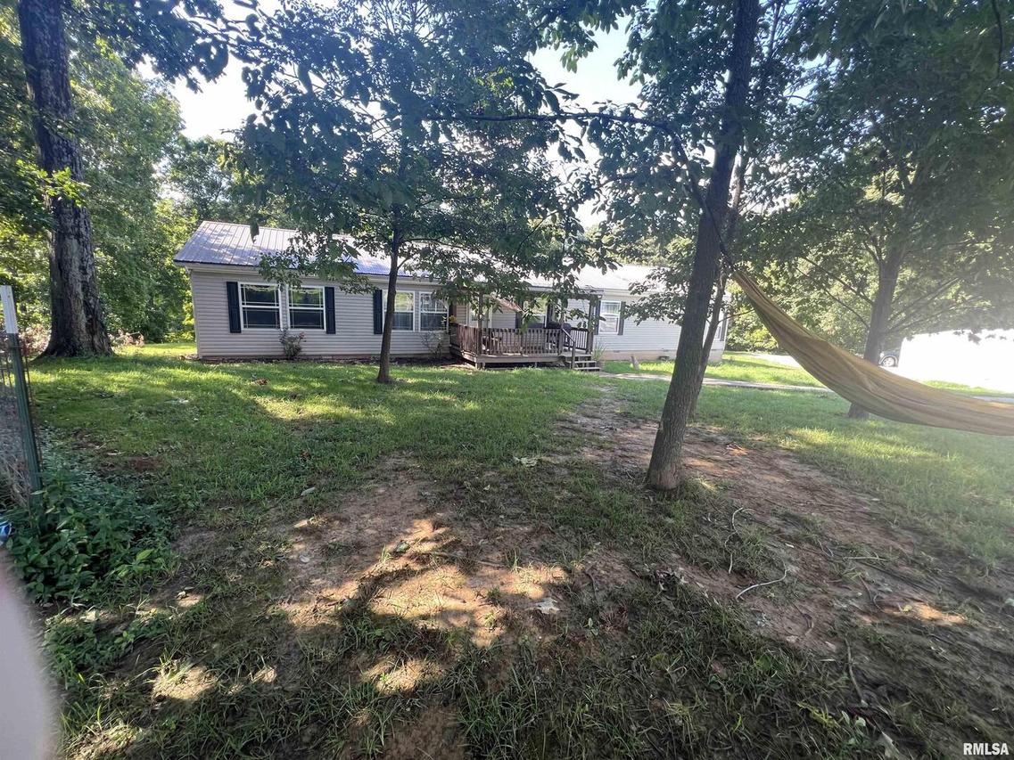 11925 North Fork Rd., Equality, IL 62934