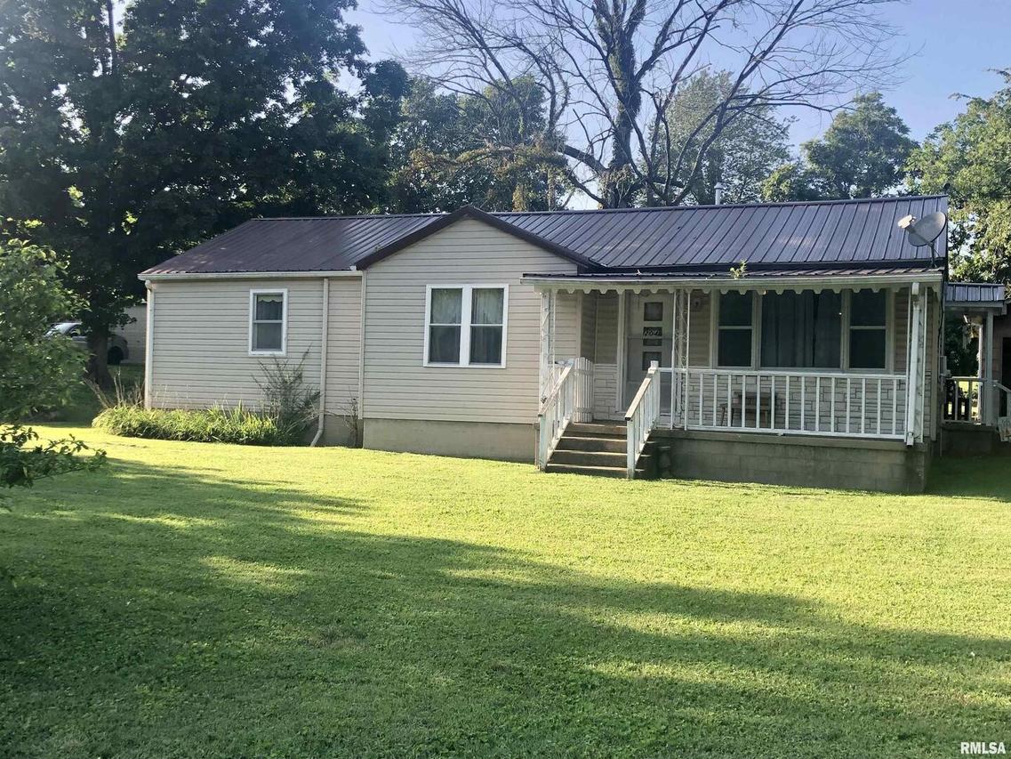 204 W Chamness St., Creal Springs, IL 62922