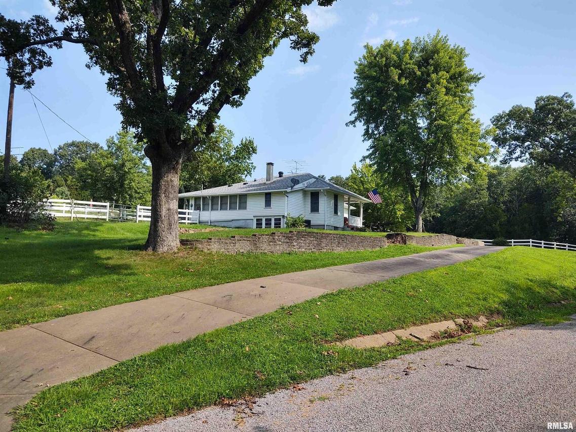 145 Roosevelt Loop, Vienna, IL 62995