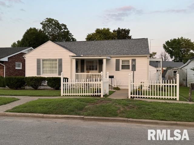 208 N 20th St., Herrin, IL 62948