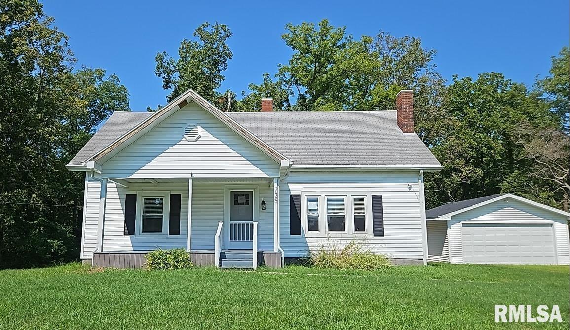 735 Country Club Rd., Centralia, IL 62801