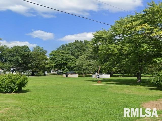 624 Roberts St., Harrisburg, IL 62946