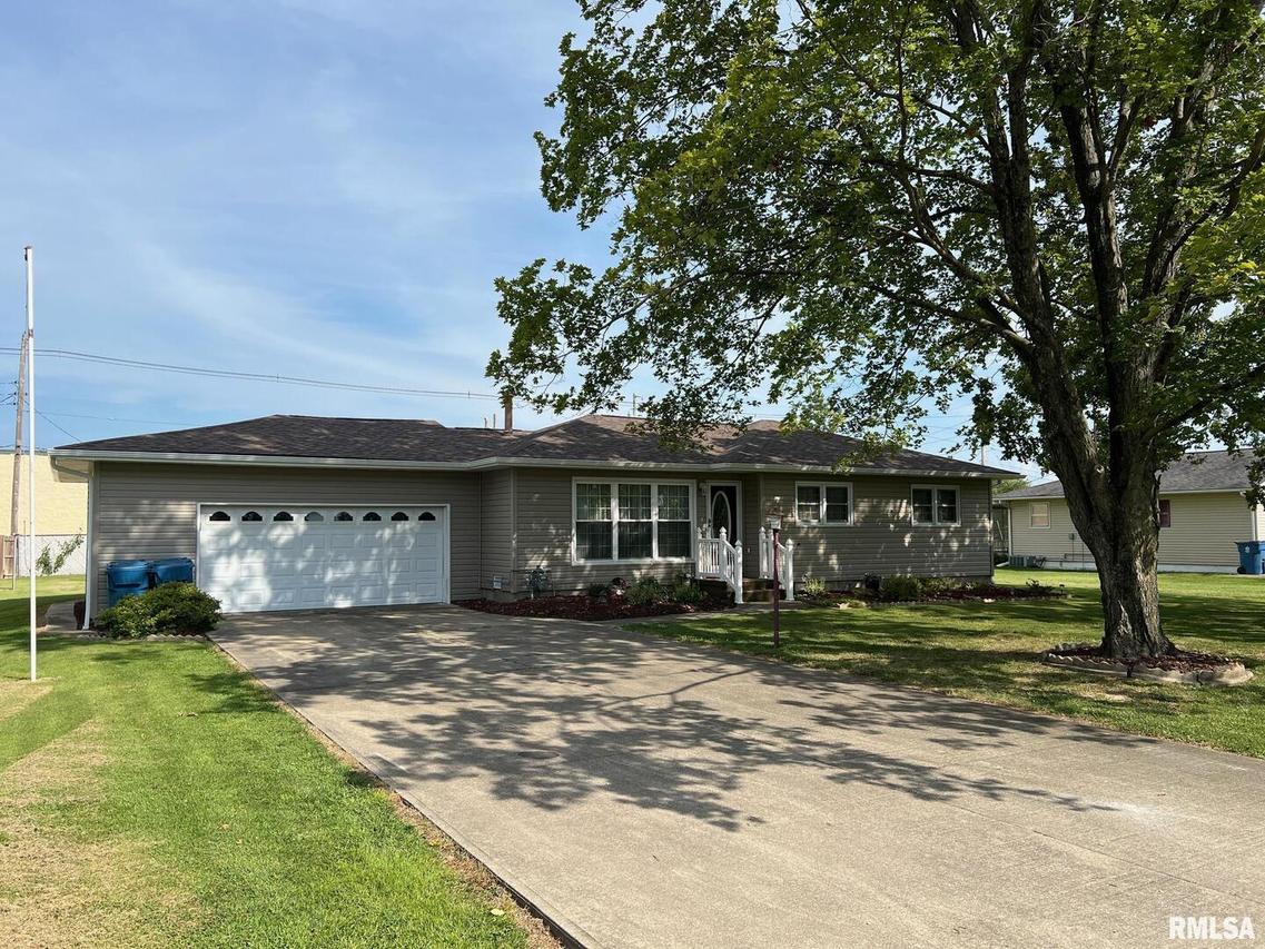117 E Oak Park Dr., Centralia, IL 62801