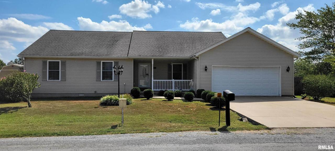 1804 Crown Rd., Herrin, IL 62948