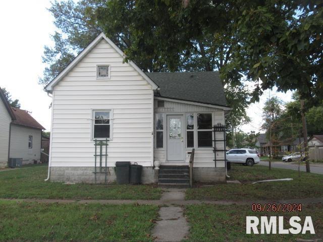 721 N 16th St., Herrin, IL 62948