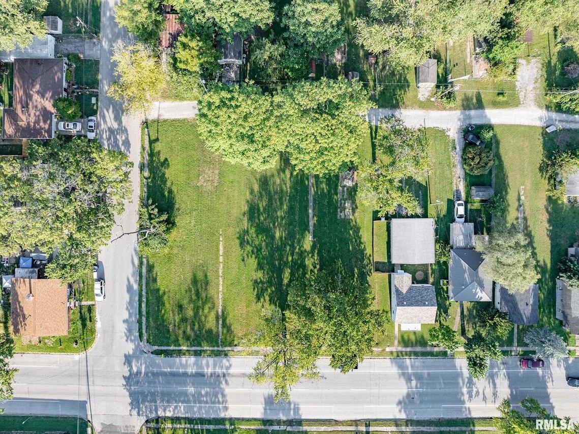 1309 S Elm St., Centralia, IL 62801